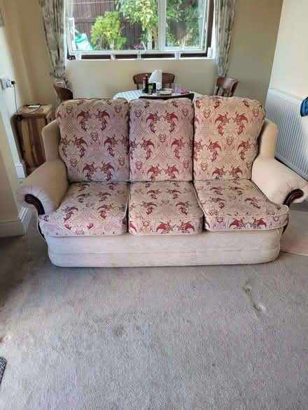 Photo of free 3 seater sofa in clean condition (Llanfairfechan LL33) #3