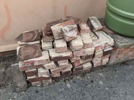 Photo of free Bricks and roof tiles (Horspath OX33) #3