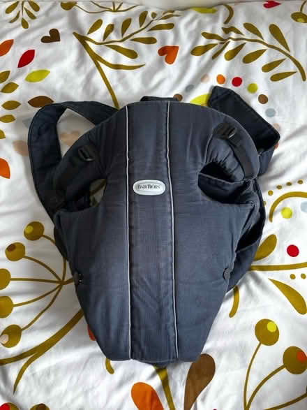 Photo of free Baby Carrier (The Triangle Estate RH15) #1