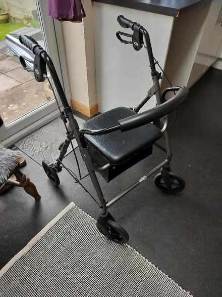 Photo of free mobility walker (Pentrefelin LL52) #1