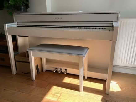 Photo of free Electric piano (Swannington LE67) #1