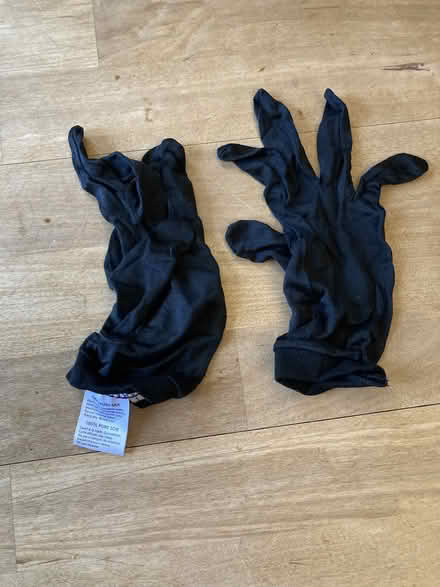 Photo of free Ski glove liners, gloves (Marlow SL7) #2