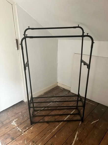 Photo of free Clothes Rails (Rutherglen G732au) #2