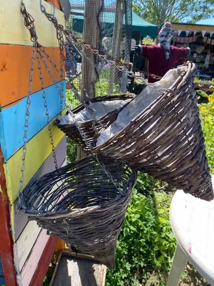 Photo of free 5 conical shape wicker hanging baskets (Lightpill GL5) #4