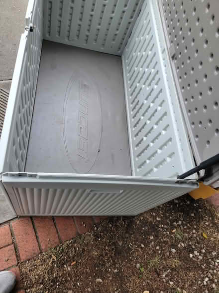 Photo of free Lg garage or outdoor storage chest (Sunset District San Francisco) #3