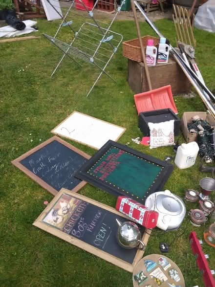 Photo of free A Collection of free items (Constantine TR11) #4