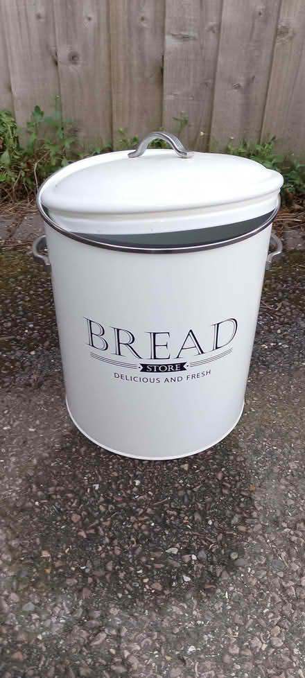Photo of free Bread bin (Barnard's Green WR14) #1
