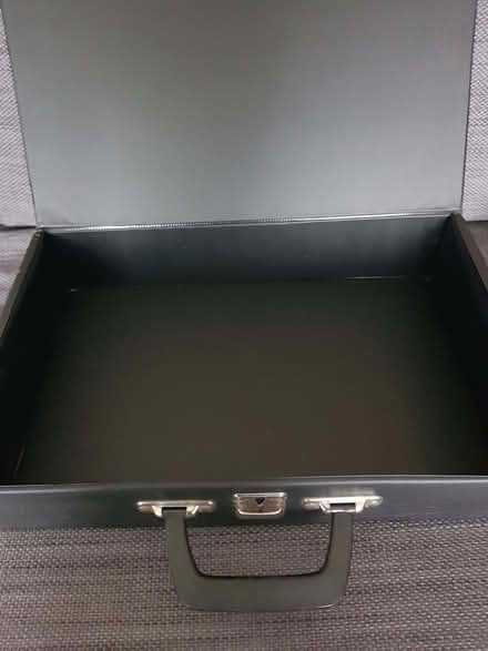 Photo of free Small case (Kendal LA9) #2