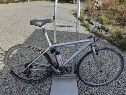 Photo of free 3 bikes - 2 mens 1 ladies - will separate (Fairlight TN35) #1