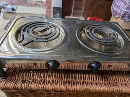 Photo of free Electric plate cooker (Addlestone KT15) #3