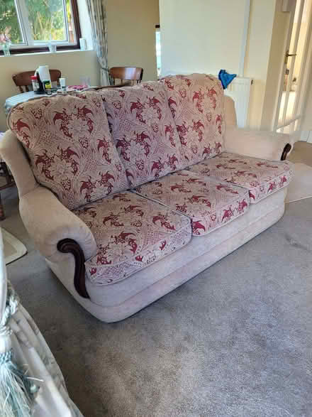 Photo of free 3 seater sofa in clean condition (Llanfairfechan LL33) #2