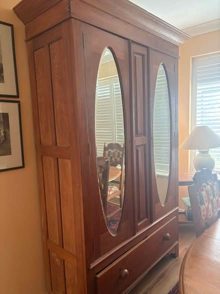 Photo of free Large double wardrobe (Rayleigh SS6) #1