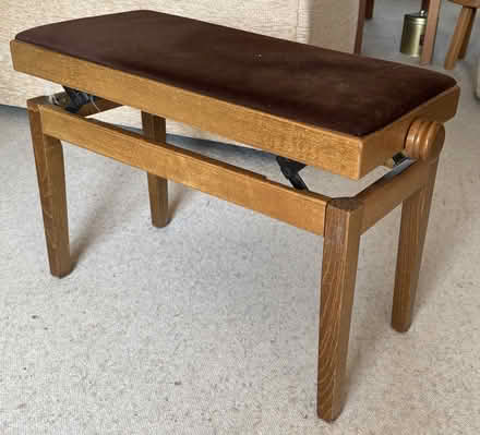 Photo of free Piano duet stool (Ashford TW15) #1