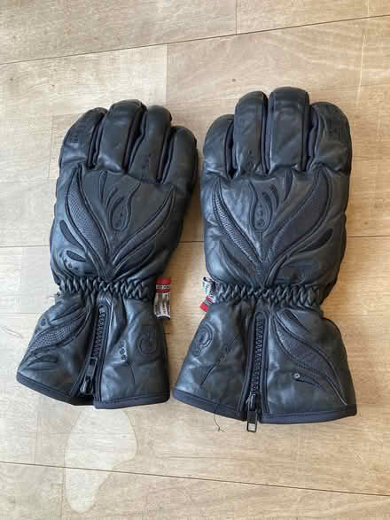 Photo of free Ski glove liners, gloves (Marlow SL7) #1