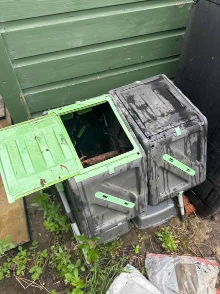 Photo of free Rotating composters (Broomhill, Glasgow G11) #2