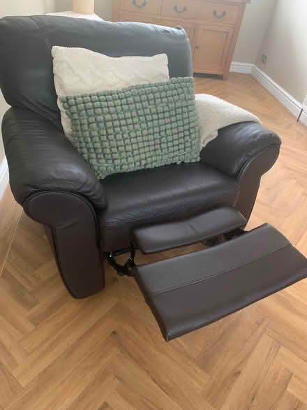Photo of free brown leather armchair (Northfield Crescent NG9) #2