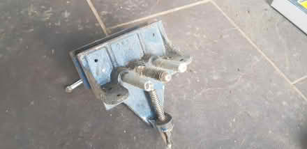 Photo of free Small Vice (Sharpstone BA2) #3