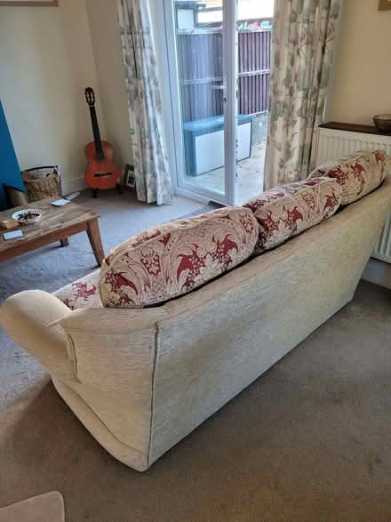 Photo of free 3 seater sofa in clean condition (Llanfairfechan LL33) #4