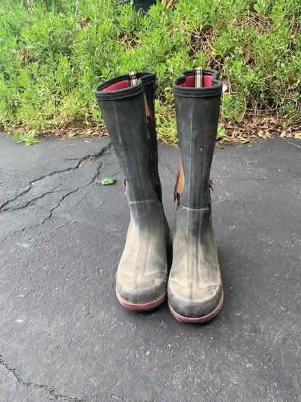 Photo of free Mud boots (Woodside near Town) #1
