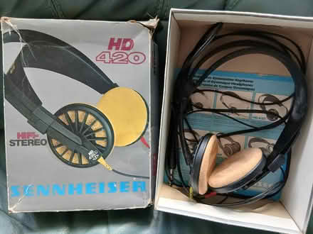 Photo of free Vintage hi fi headphones (Hitchin SG4) #1