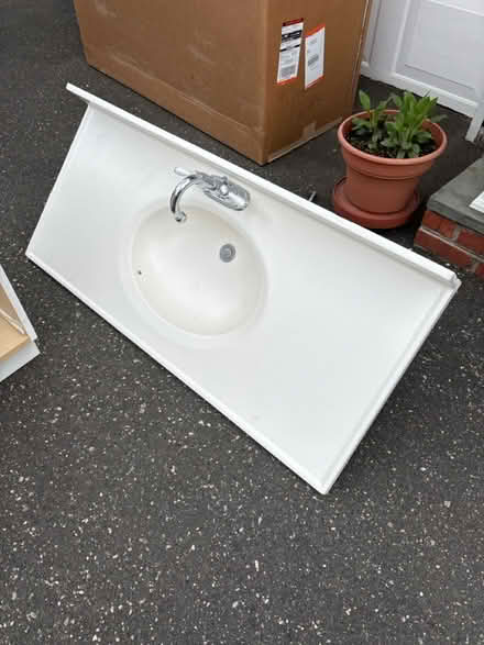 Photo of free Bathroom cabinet counter (Rockville Centre) #2