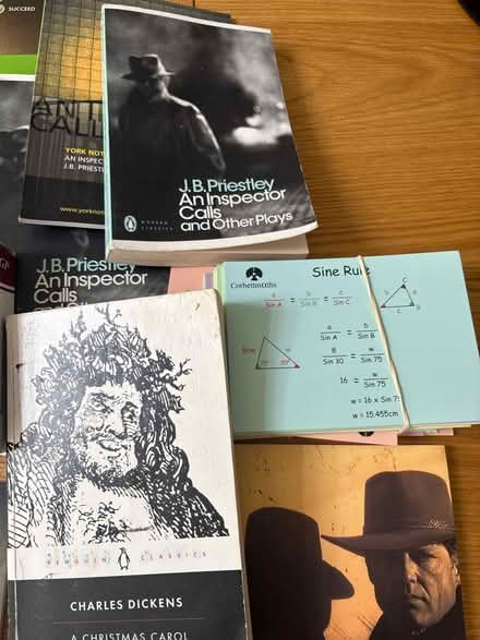 Photo of free GCSE books (Hamsey Green CR2) #3