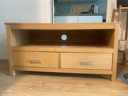 Photo of free TV Bench (Queens Park W10) #1