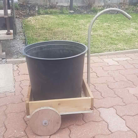 Photo of free Mobile plant stand (Castle Heights/Vanier) #1