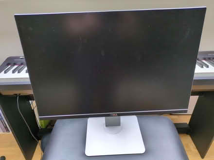 Photo of free dell pc monitor (Stockbridge EH4) #1
