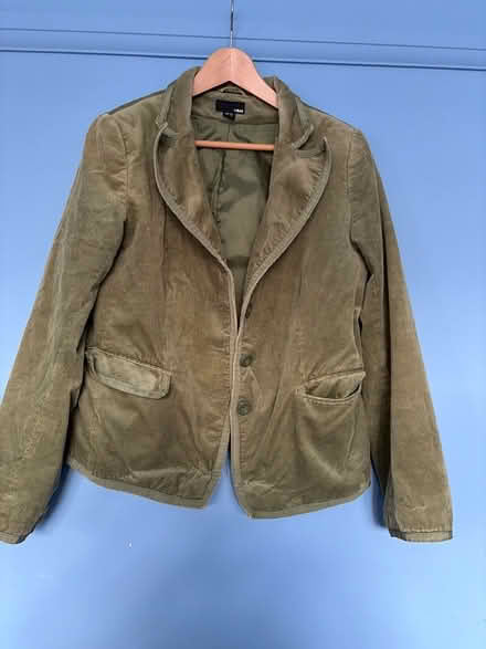 Photo of free H&M Green corduroy blazer (Tilehurst RG30) #1