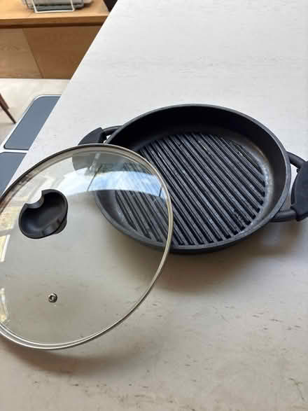 Photo of free Non stick griddle pan (E9) #2