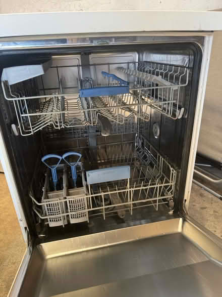 Photo of free Bosch dish washer (Hove BN3) #2