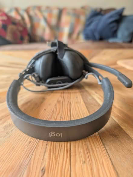Photo of free Headphones with microphone (OX4 - Iffley / Cowley) #2