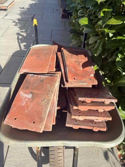 Photo of free Roof Tiles (Northchurch HP4) #1