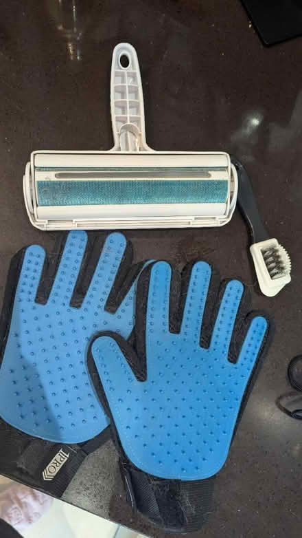 Photo of free Pet grooming set (CR0) #1