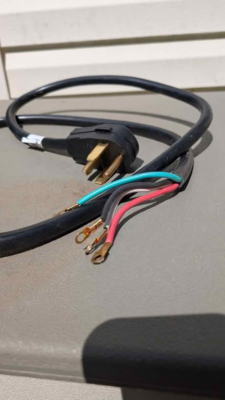 Photo of free Dryer hookup - 3-wire/4-prong (Chesapeake Beach) #1