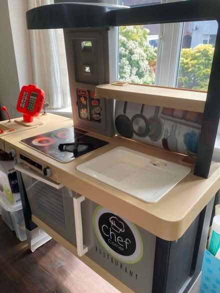 Photo of free Play kitchen - could do with TLC but safe (Colleycroft CV12) #2