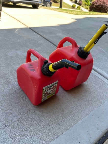 Photo of free Plastic gas cans (Fuquay Varina) #2