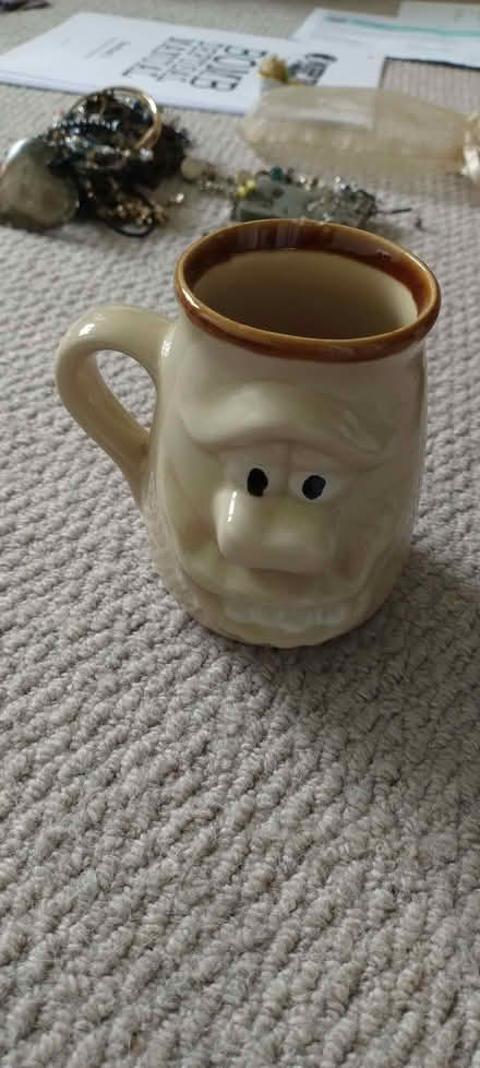 Photo of free Set of 2 Mugs (Highbrook Park BS34) #2