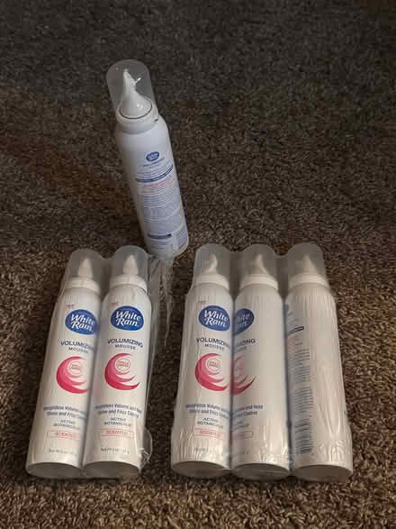 Photo of free White rain volumizing mousse (Severn) #1
