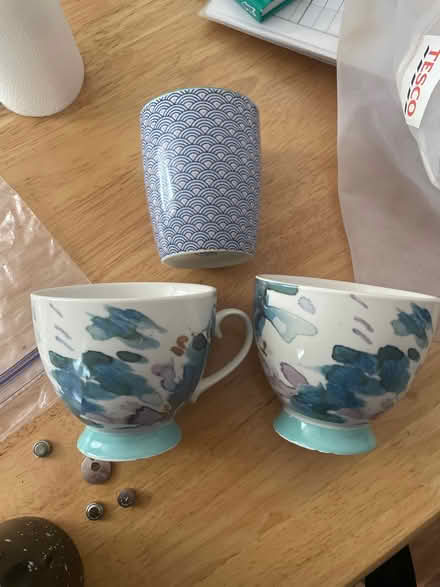 Photo of free Mugs (Hartham Road N7) #1