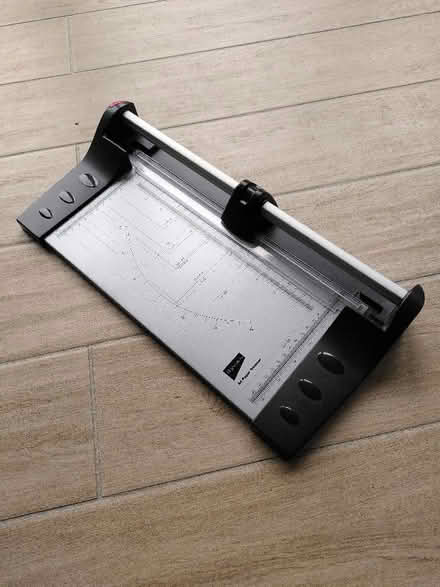 Photo of free Paper rotary trimmer - blunt (Seaford BN25) #1