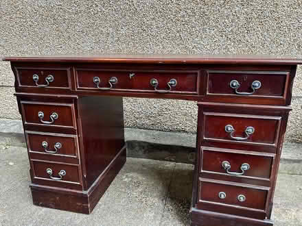 Photo of free Classic desk (Morden SM4) #3