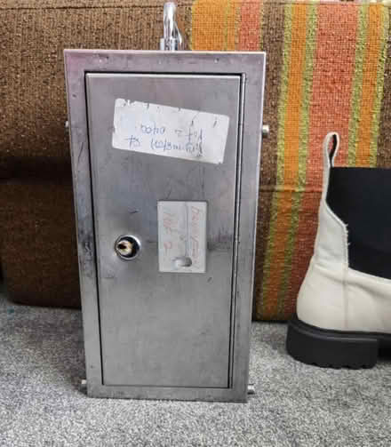 Photo of free Small flight box (Guildford GU1) #1
