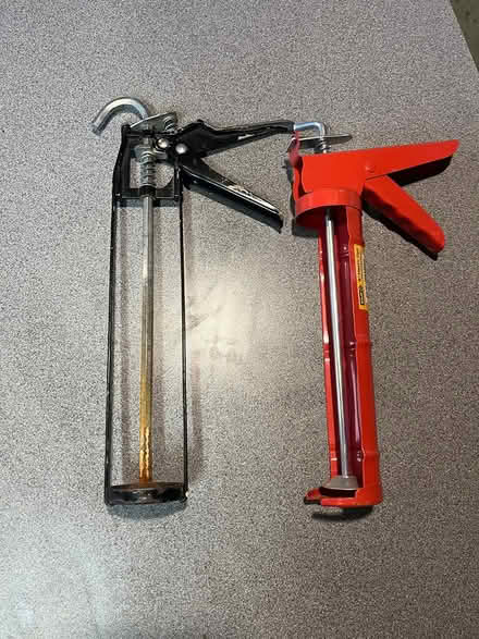 Photo of free 1 x mastic & 1 x sealant/caulk gun (CH43) #1
