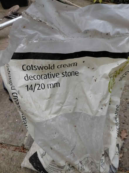 Photo of free Decorative stone 1/4 bag KT3 (New Malden KT3) #2