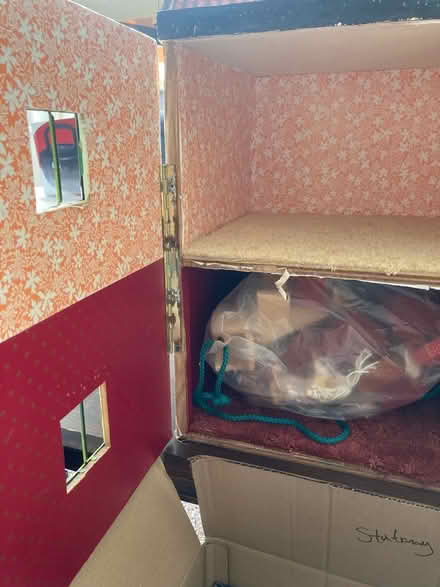 Photo of free Dolls House (Colleycroft CV12) #4