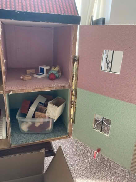 Photo of free Dolls House (Colleycroft CV12) #3