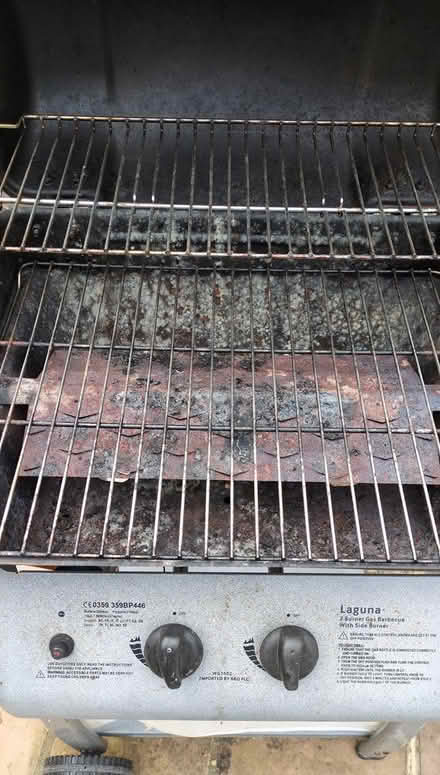 Photo of free 2 burner gas barbeque &side burner (Farnborough GU14) #4