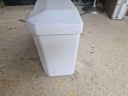 Photo of free toilet cistern, new unused (Lye Valley OX4) #2